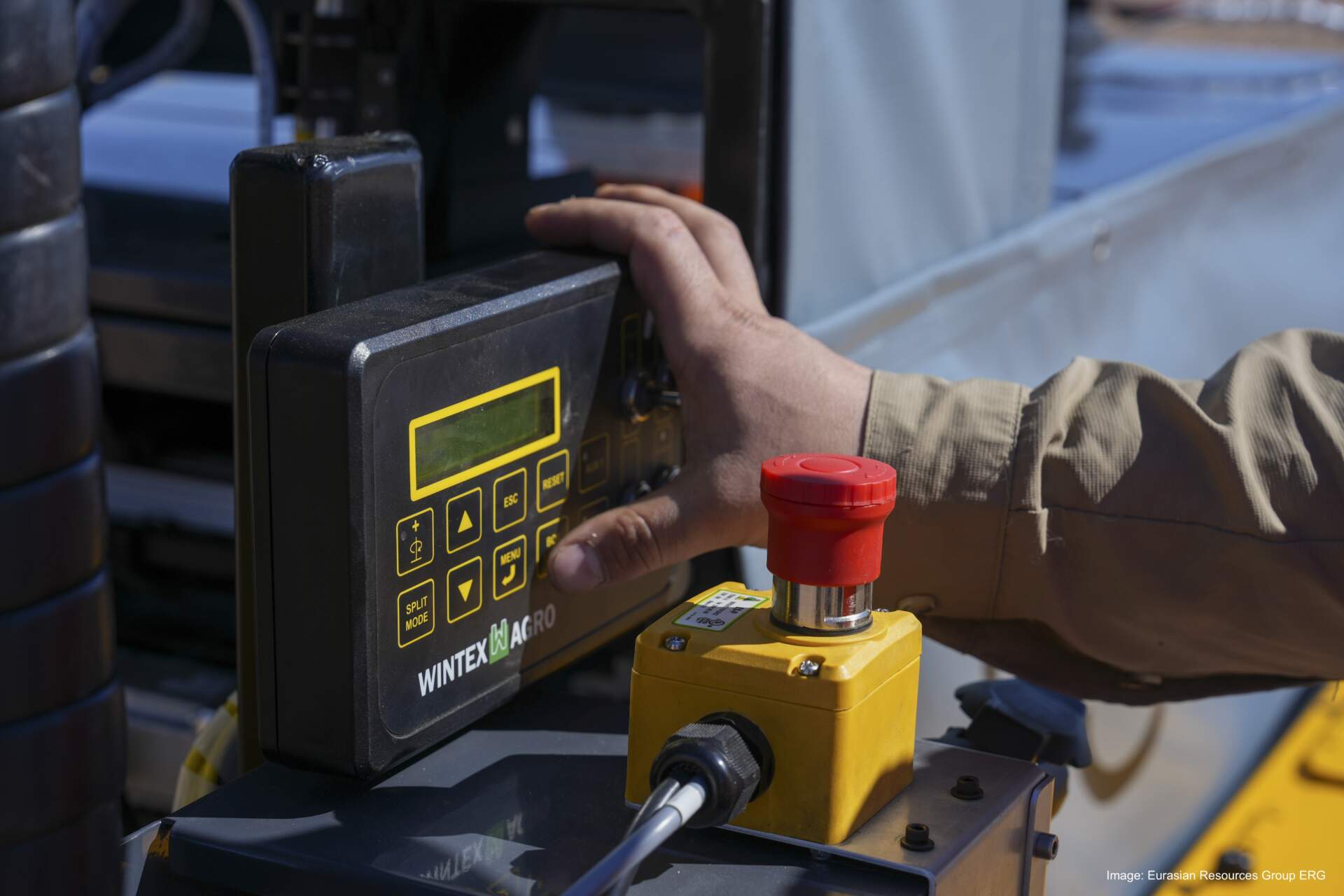 Control panel for manual operation of the soil sampling probe. 